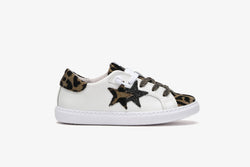 SNEAKERS LOW  IN PELLE BIANCA CON DETTAGLI LEOPARDATI LAMINATI DORATI